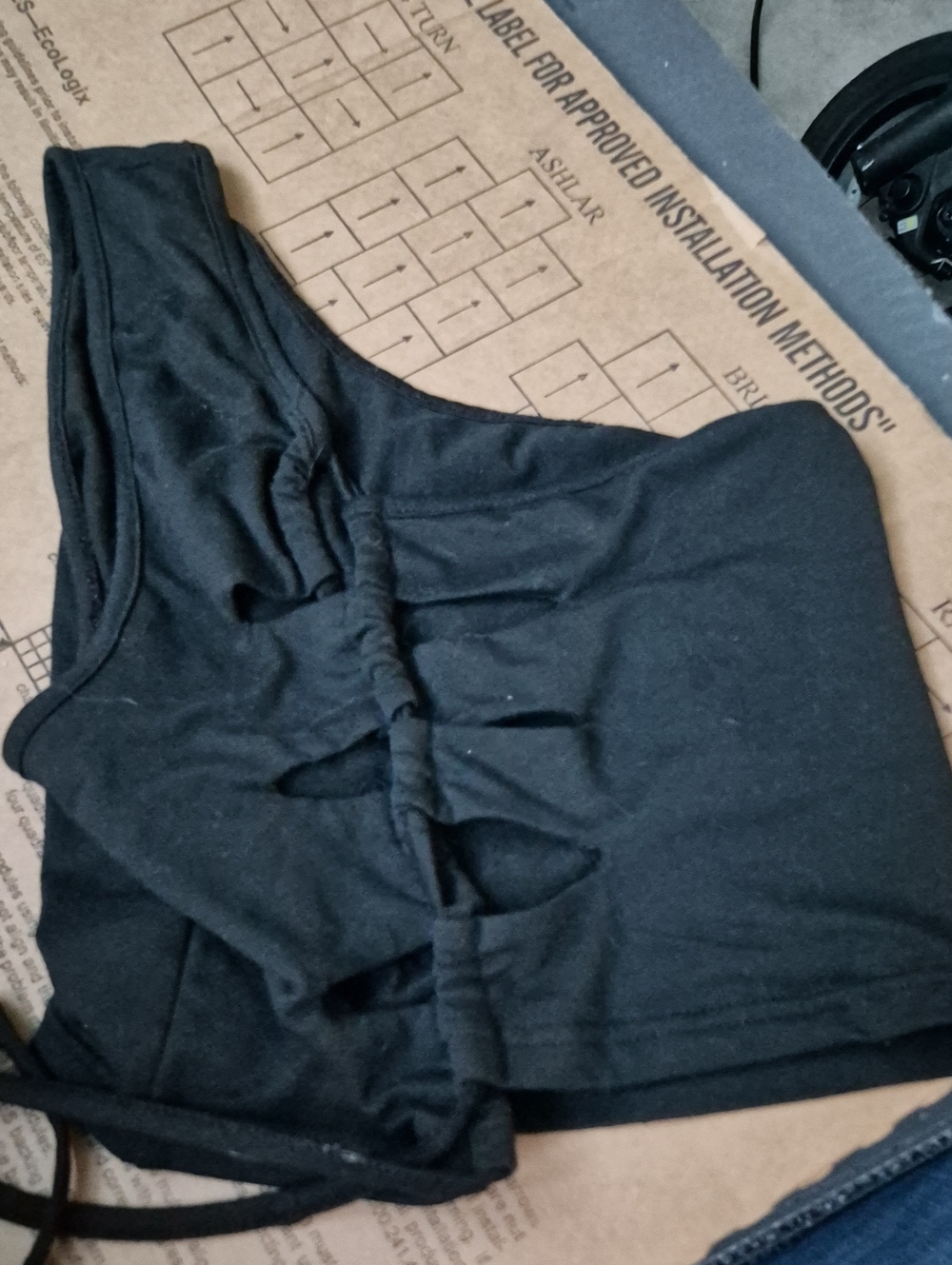 SHEIN Black Cutout Detail Tank Top